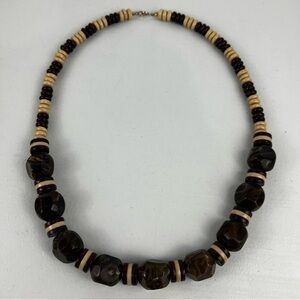 Vintage Brown and Cream Toned Necklace